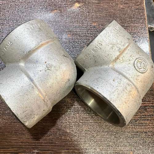 زانوی ۱.۱-۲ساکت ۳۰۰۰ متریال 304L